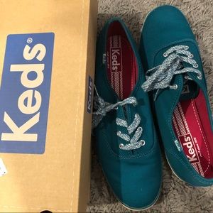 BRAND NEW KEDS!!!